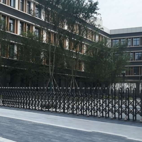 重慶學(xué)校防火門窗項(xiàng)目