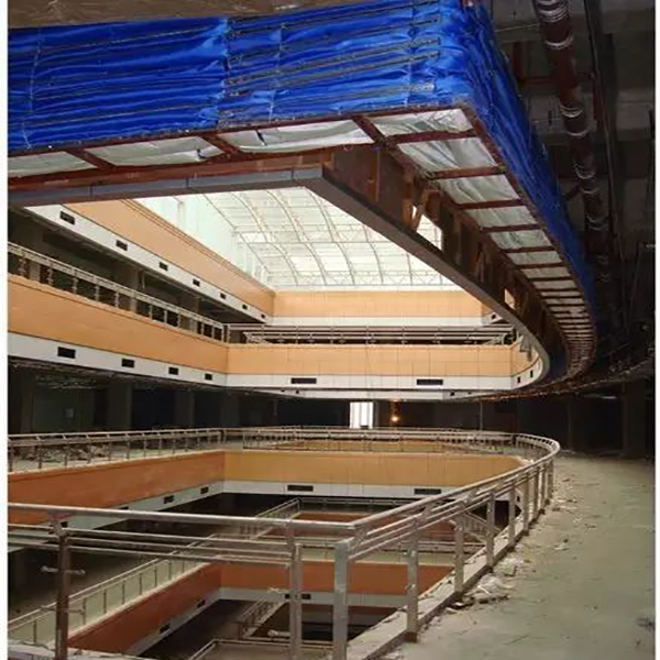 特級(jí)防火卷簾門有什么材質(zhì)(圖1) 特級(jí)無機(jī)布防火卷簾門.jpg